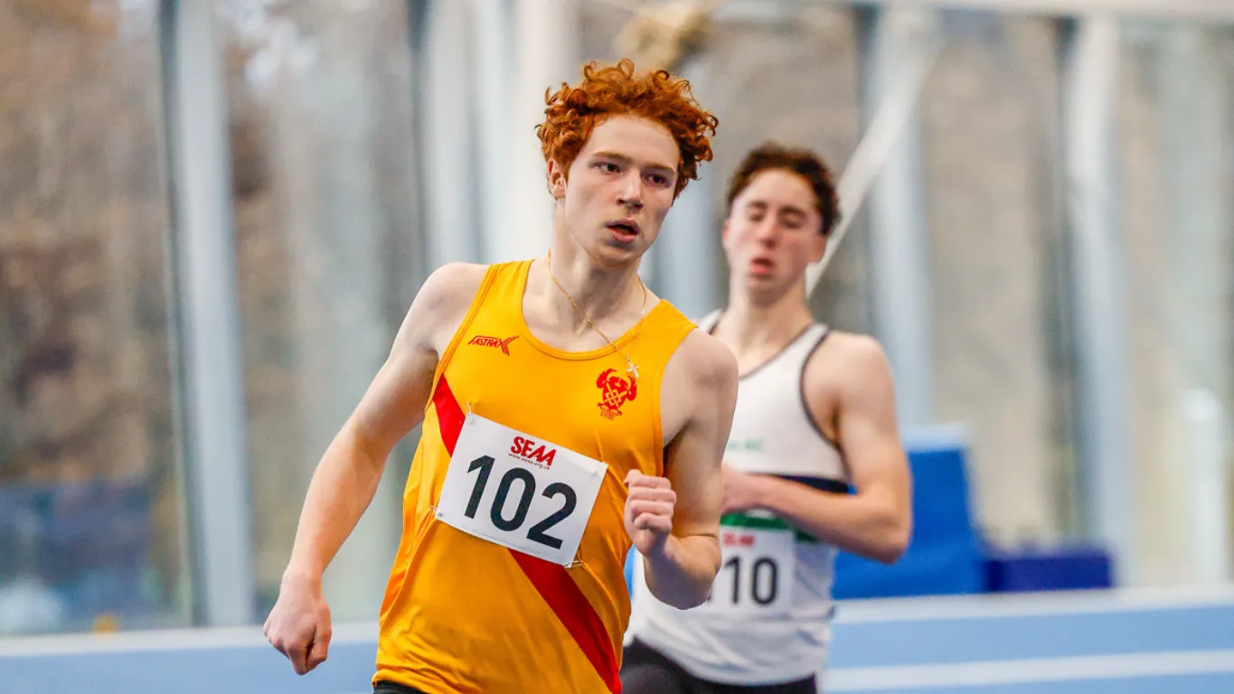 SpeedPro athlete Tommaso Crosara racing the 400m at the SEAA Indoor Championships