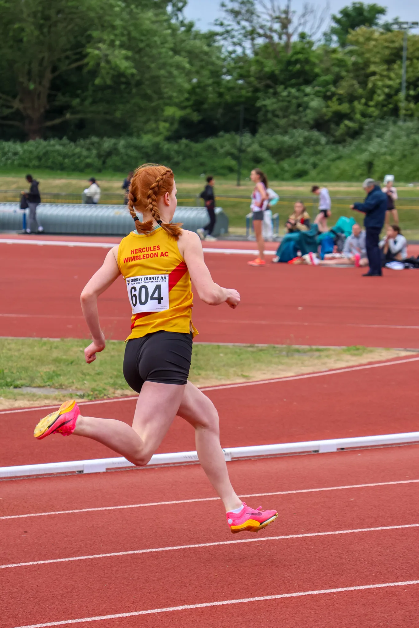 SpeedPro athlete Beatrice Eminson racing the 800m at the 2026 Surrey County Track and Field Championships
