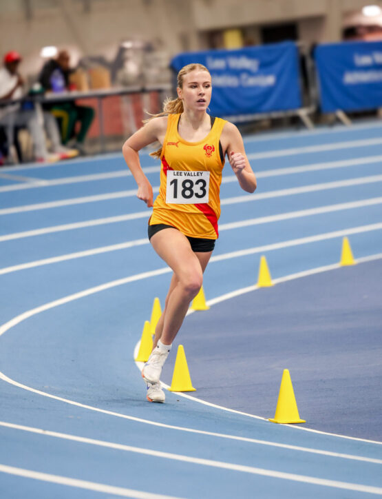 SpeedPro Athlete Holly Townsend - U18 400m (62.20) and 800m (2:19.97) {{brizy_dc_image_alt imageSrc=